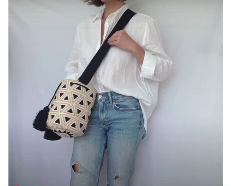 Arrazando Wayuu Bag