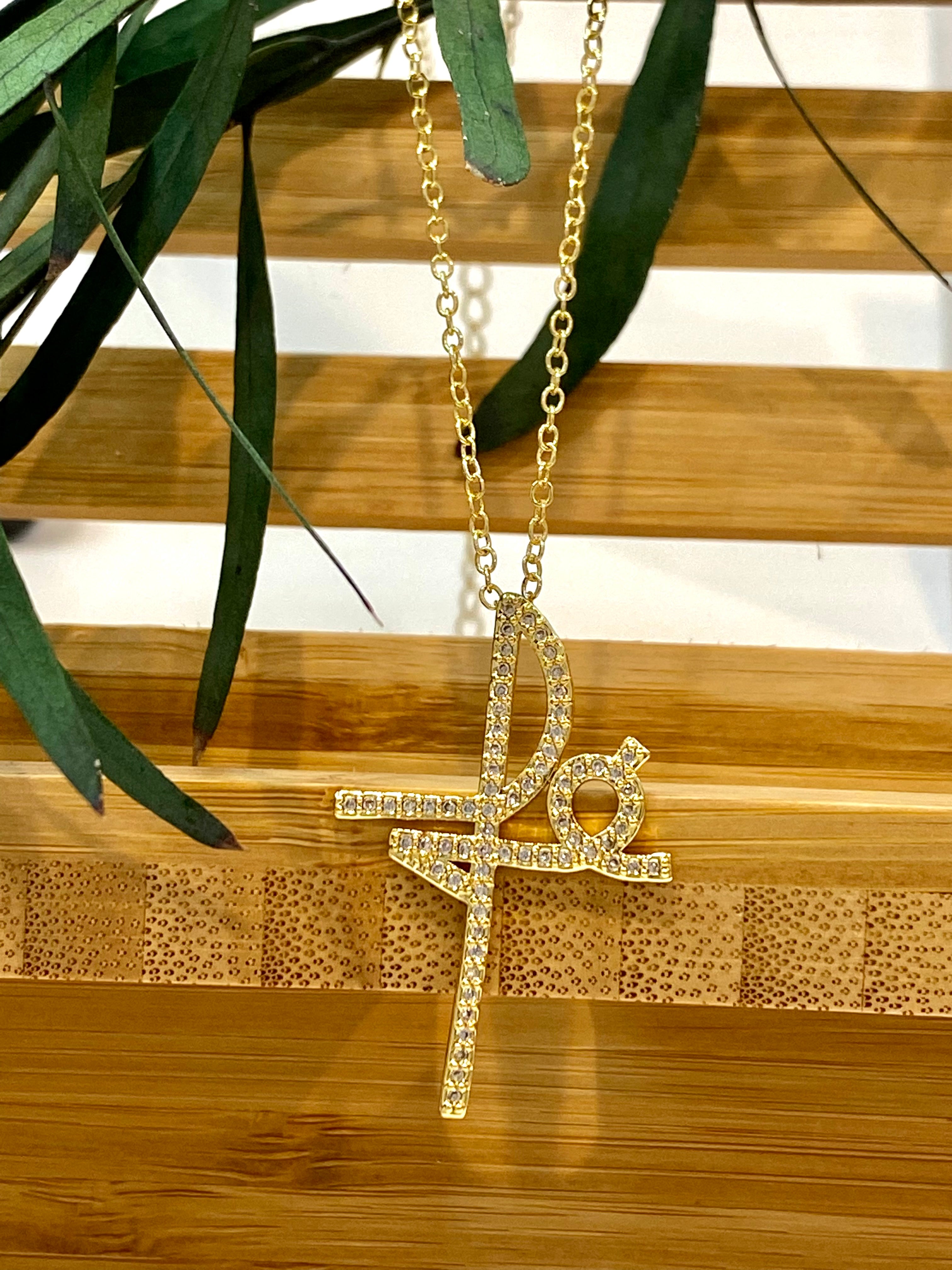 Fe (Faith) Necklace