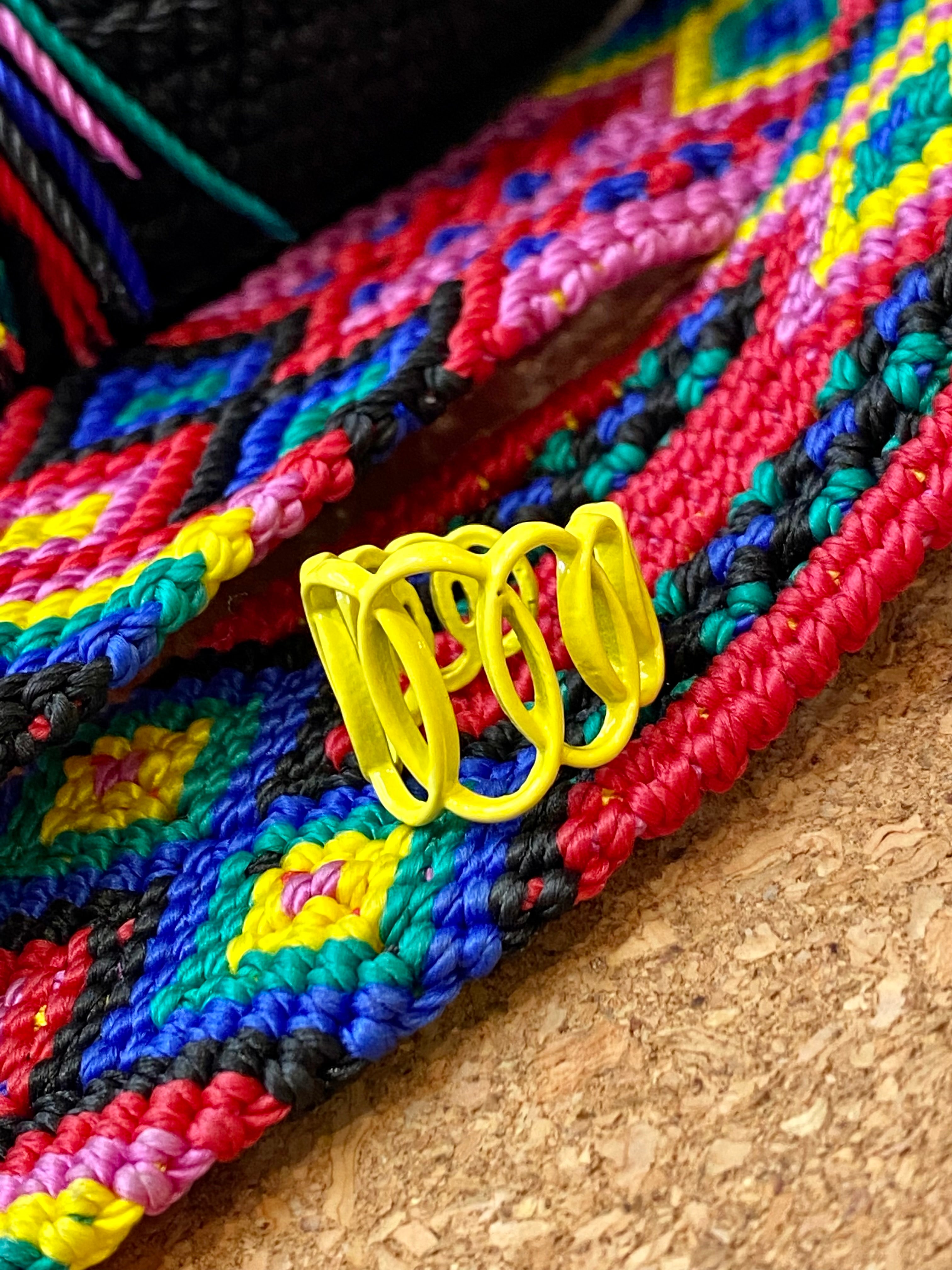 Interlocking Oval Ring