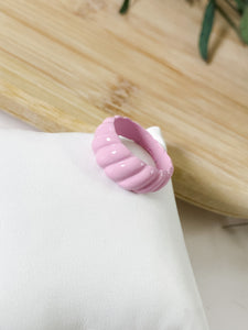 Full Spiral Enamel Ring