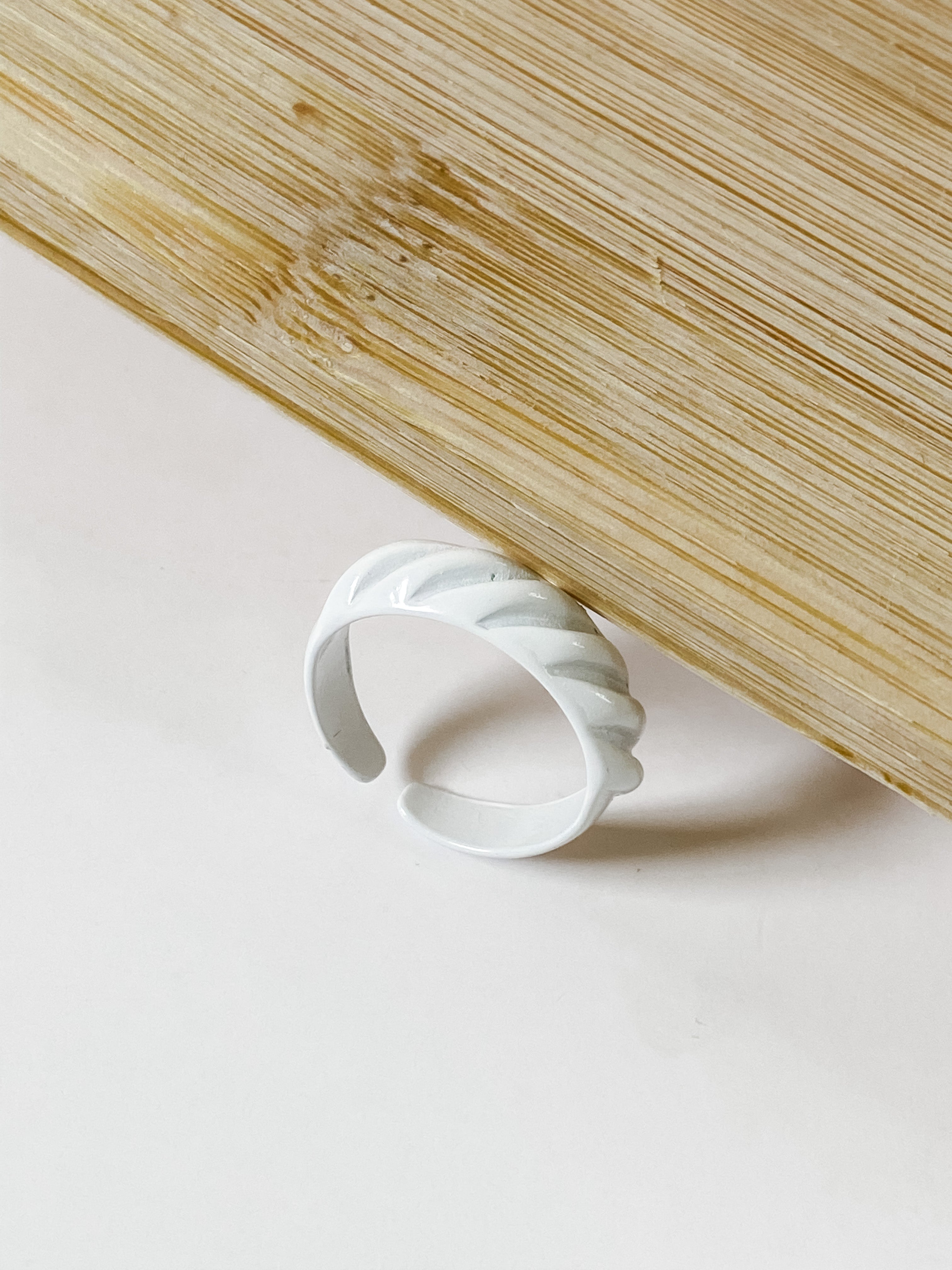 Enamel Spiral Adjustable Ring