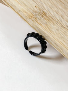Rustic Scalloped Top Ring