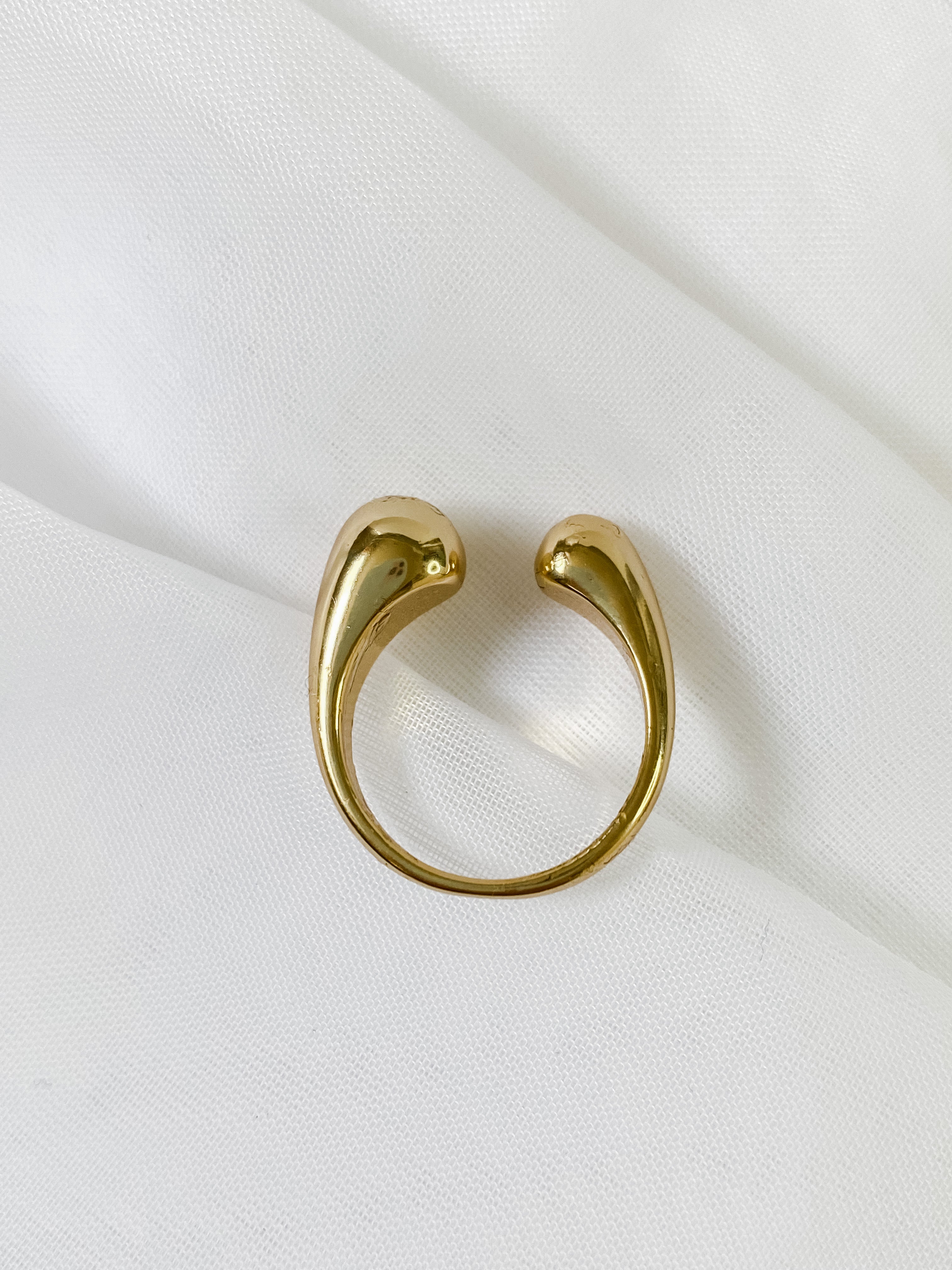 Geometric Drop Ring