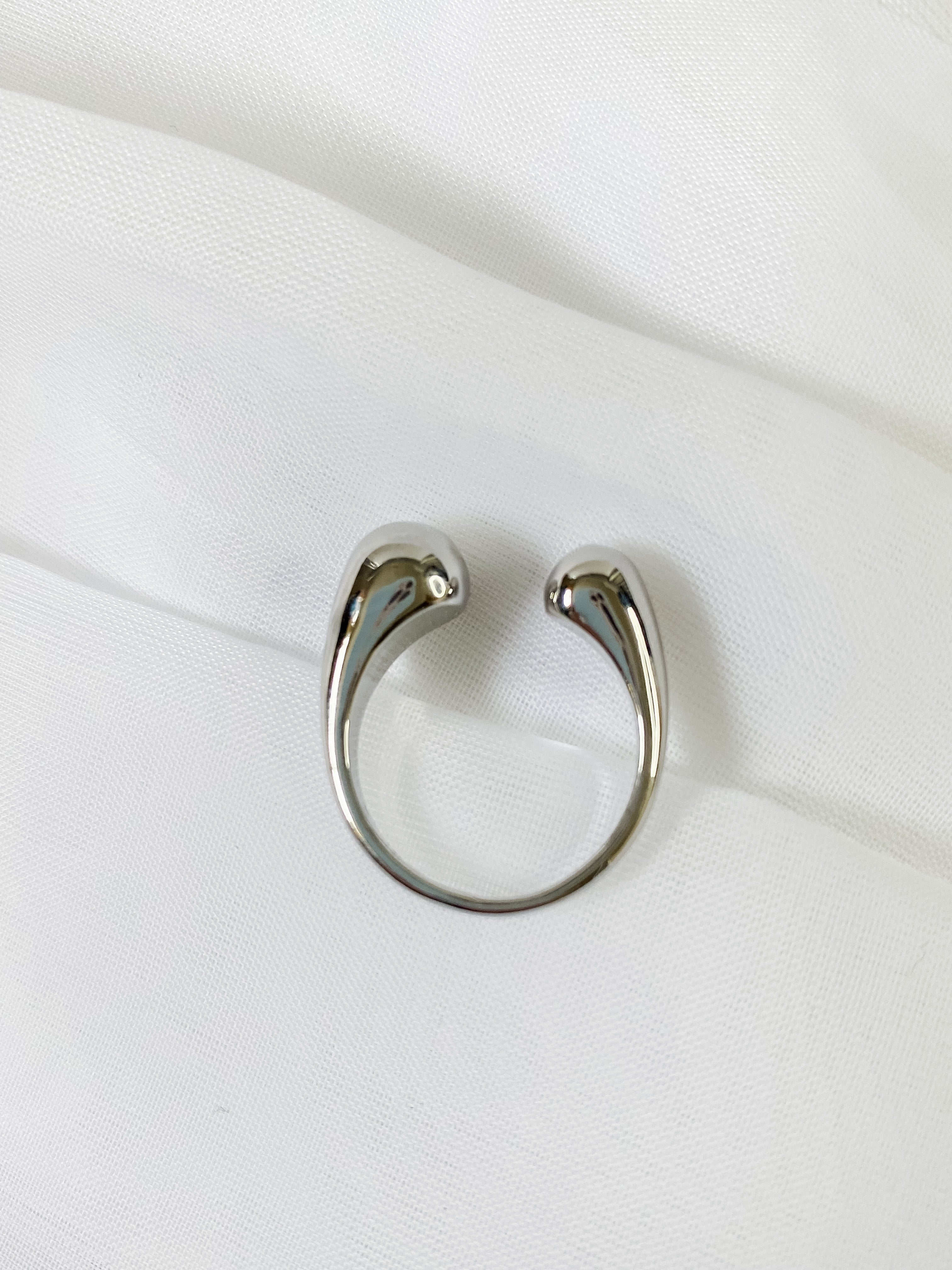 Geometric Drop Ring