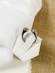 Geometric Drop Ring