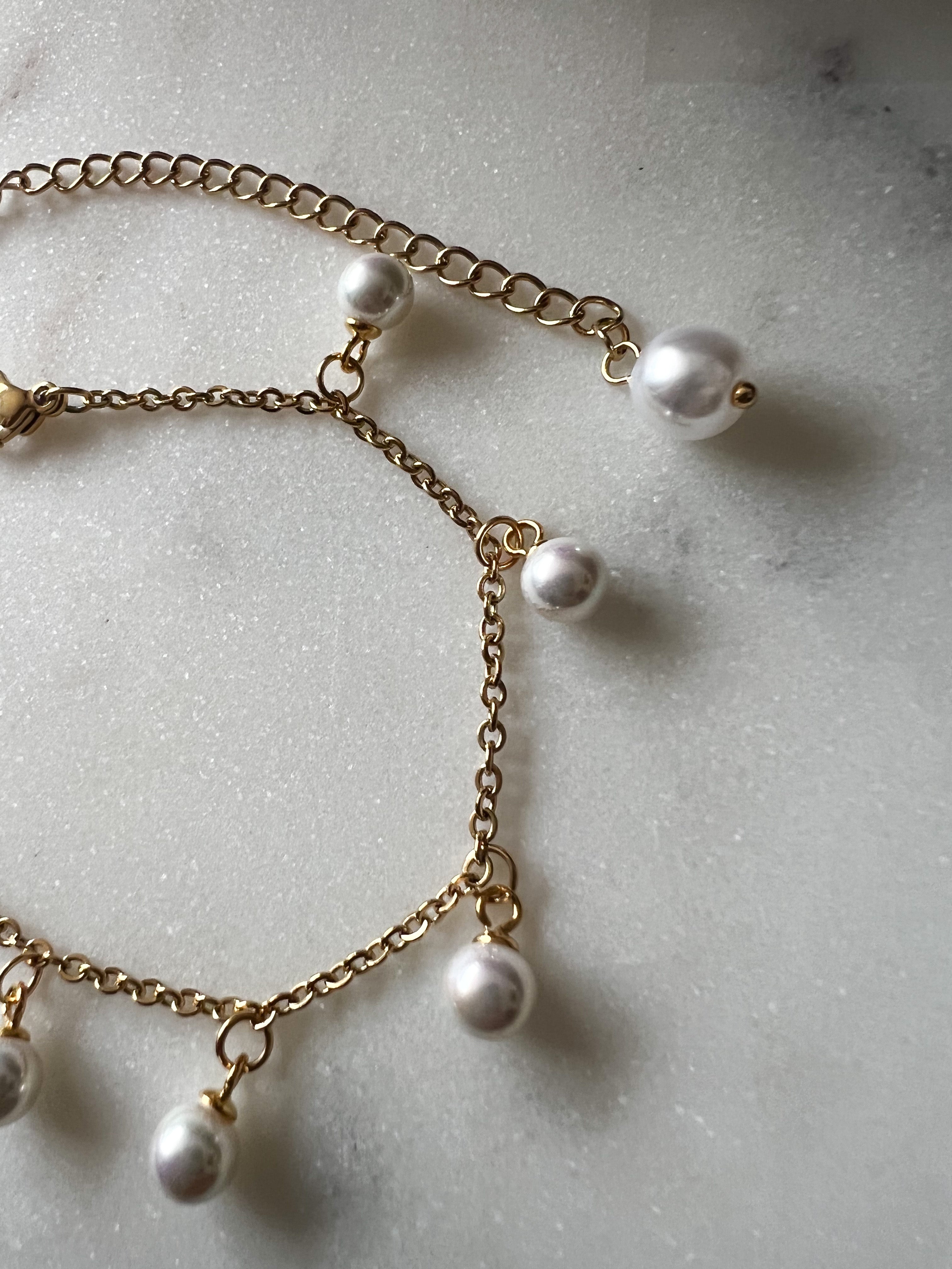Dainty Multi Pearl Bracelet