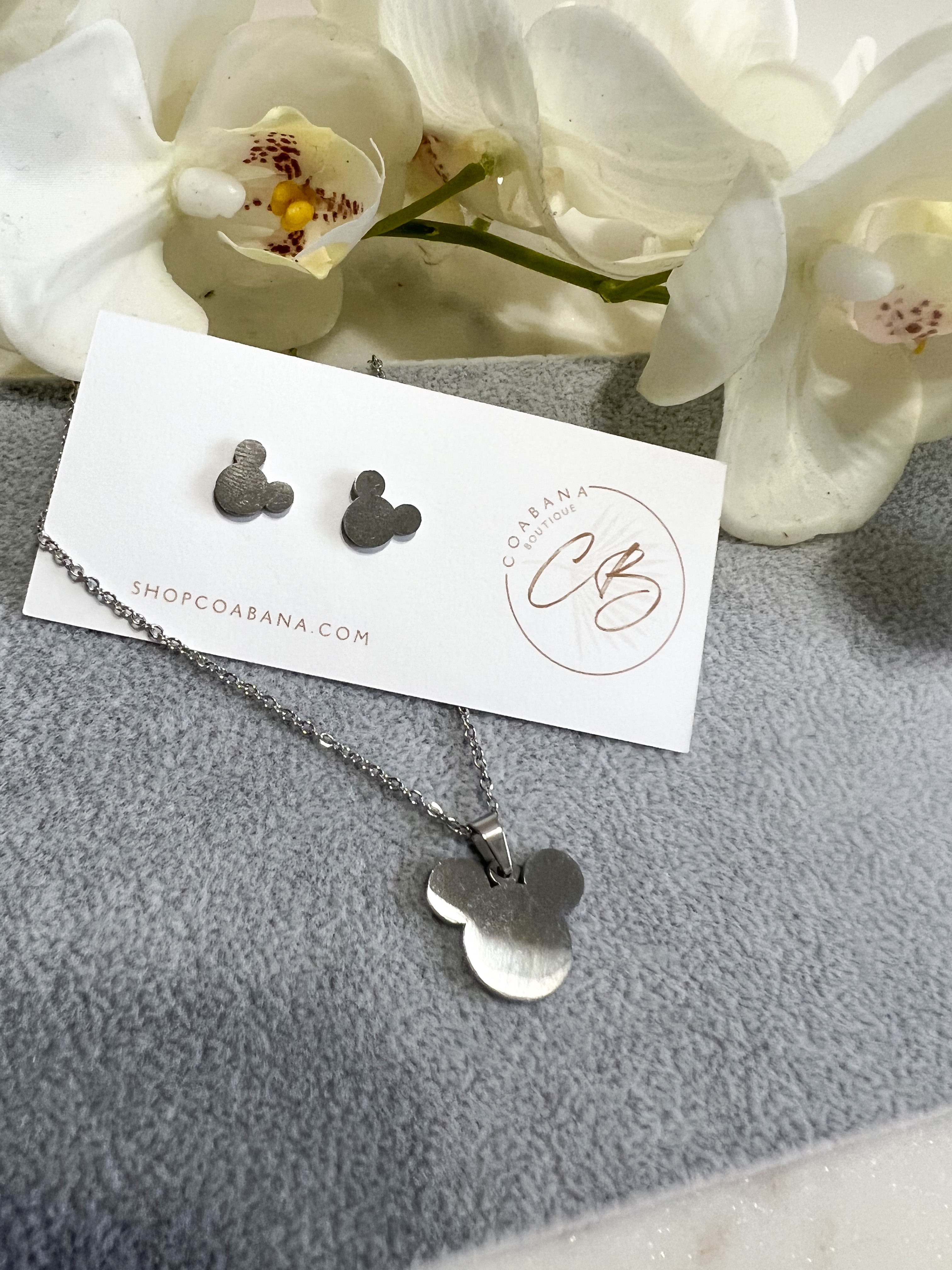 Mickey Lover's Necklace Set