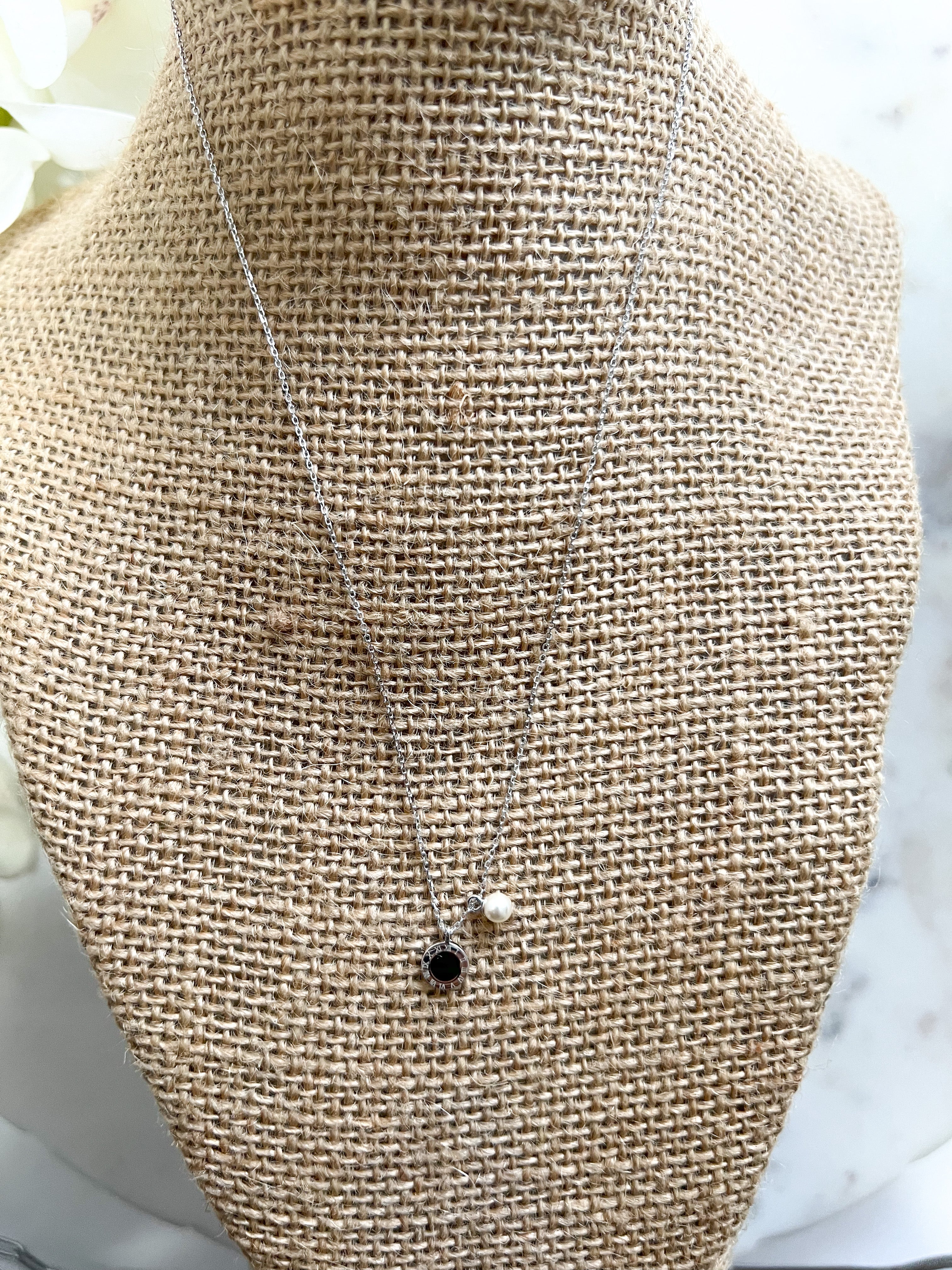 Solice Necklace