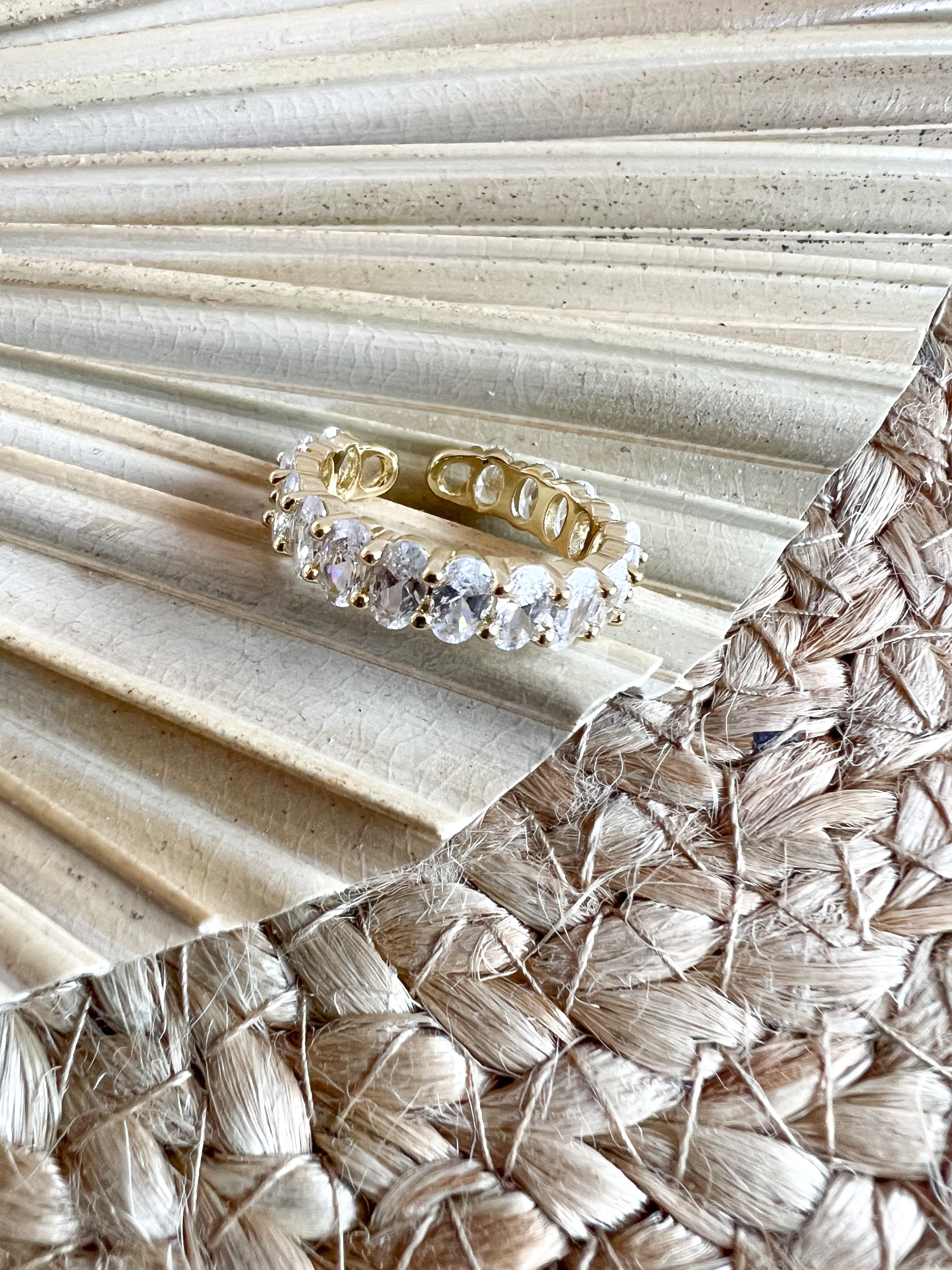 Oval Studs Ring