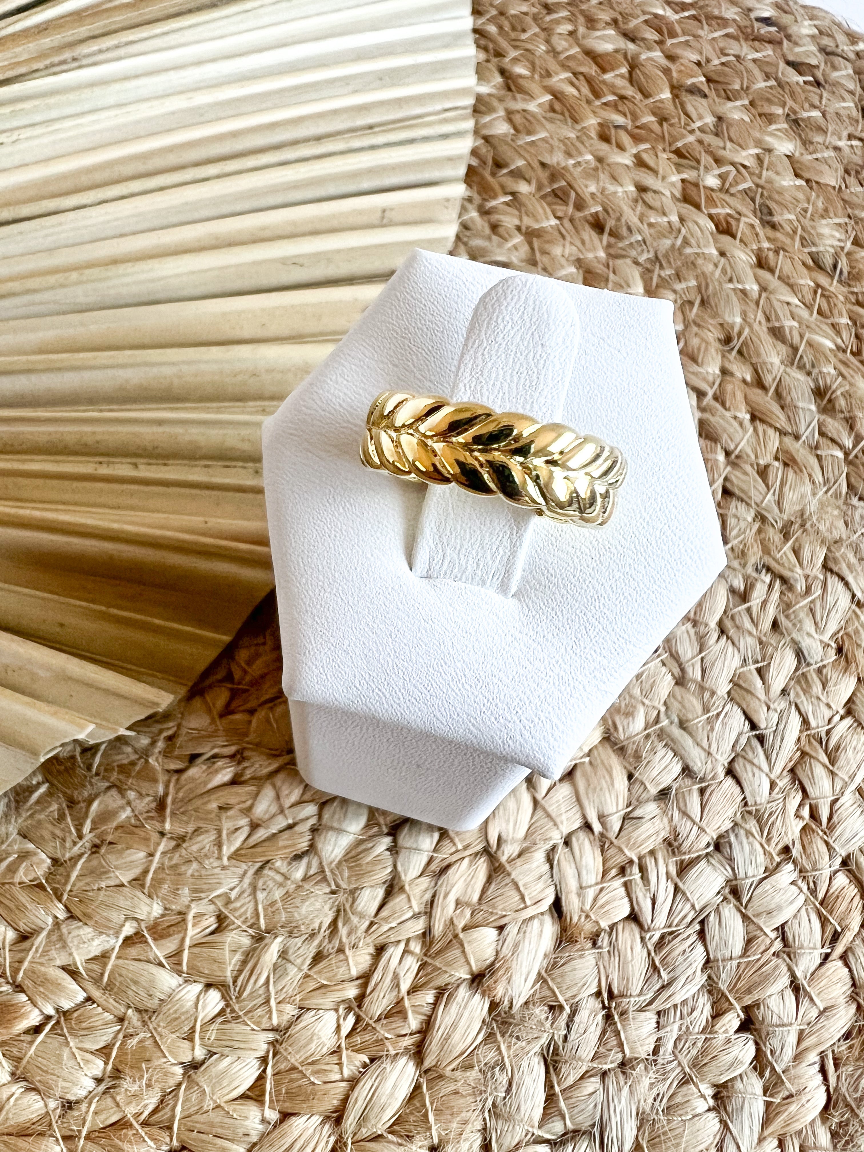 Gold Leaf Ring