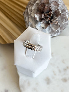 Silver Leaf Ring