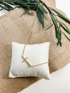 Cross Pendant Necklace